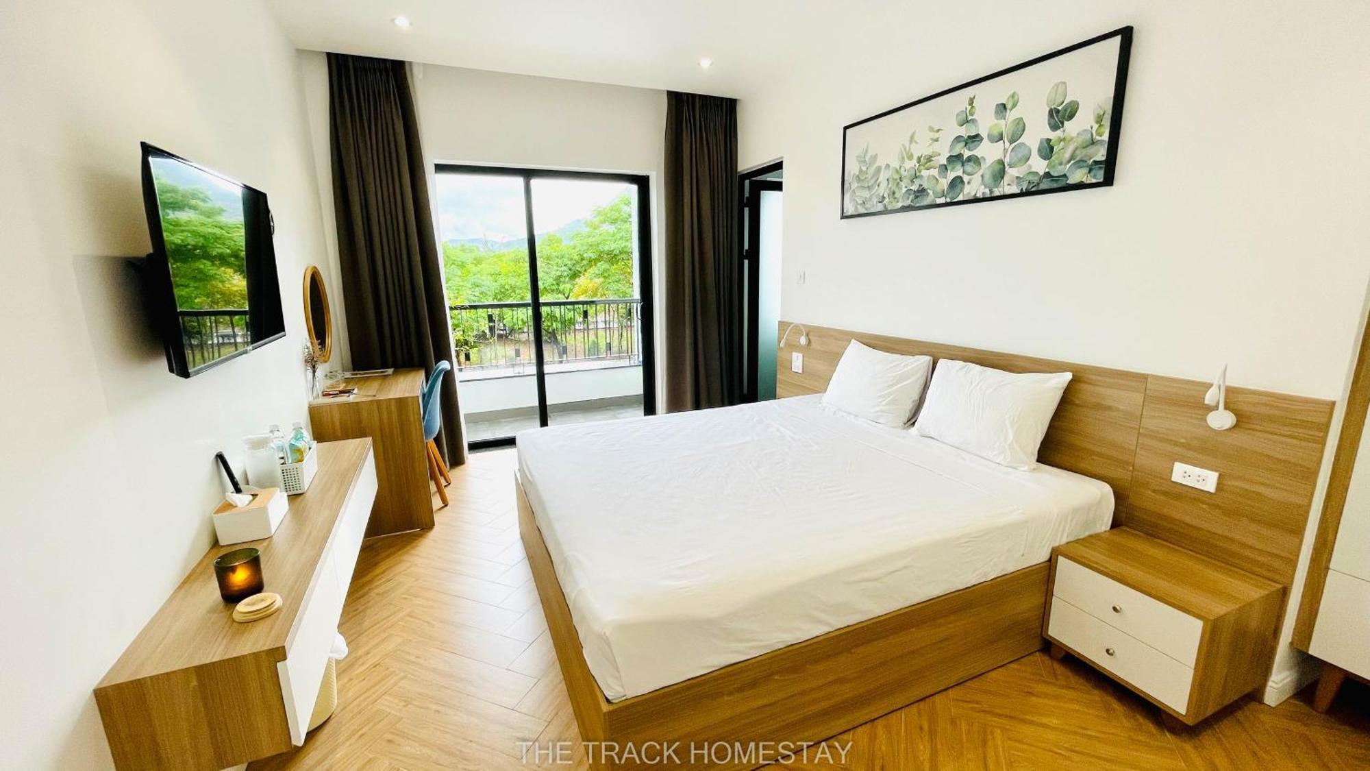 The Track Homestay - Near Bai Dai Beach Cam Lam Eksteriør bilde